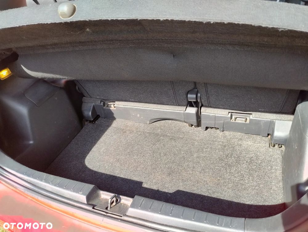 Toyota Yaris 1.0 Terra EU5 - 9