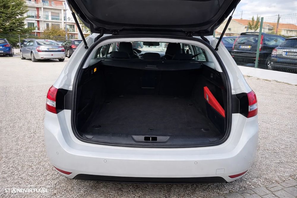 Peugeot 308 SW BlueHDi 130 EAT6 Stop & Start Allure Business-Pack - 8