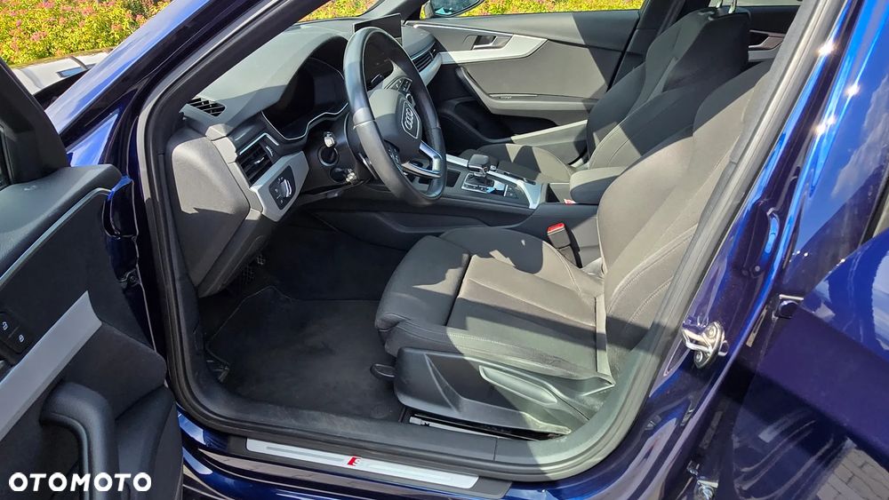 Audi A4 Avant 35 TFSI mHEV S Line S tronic - 14