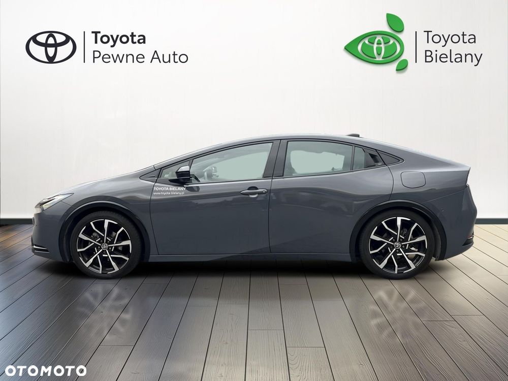 Toyota Prius - 3