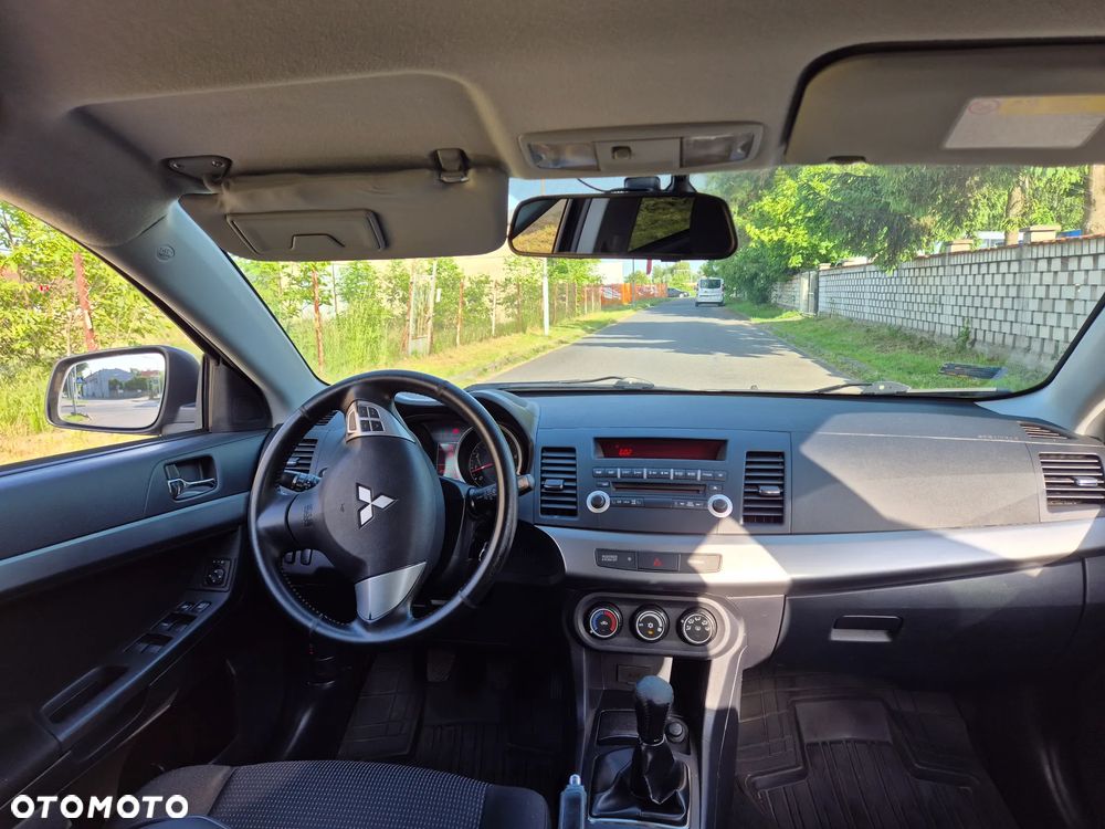 Mitsubishi Lancer 1.5 - 15