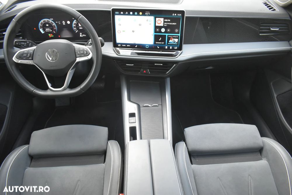 Volkswagen Passat 1.5 eTSI DSG MHEV Business - 17