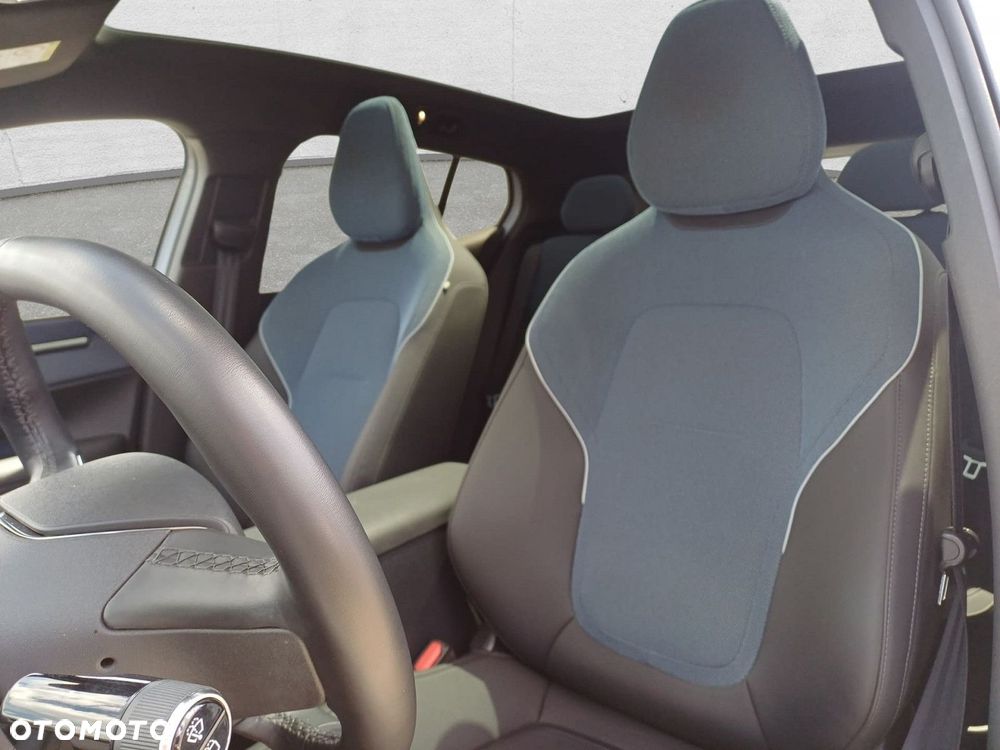 Volvo EX30 - 12