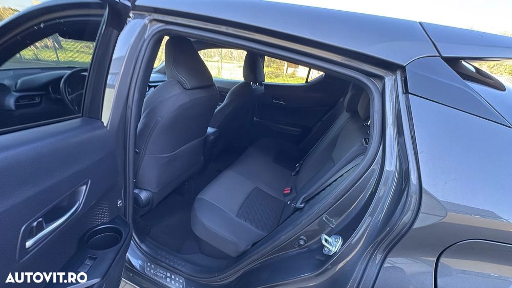 Toyota C-HR 2.0 HSD 184 CP 4x2 CVT C-ult Style - 17