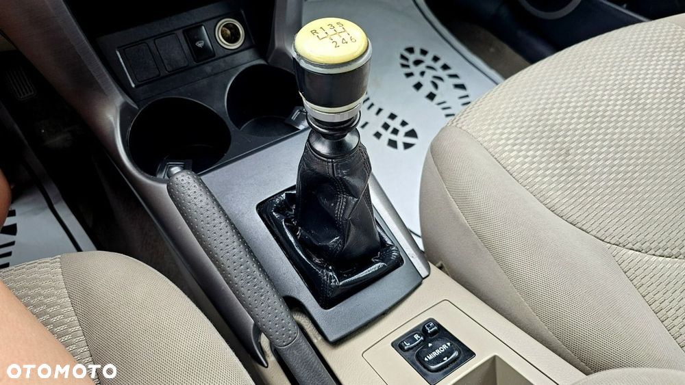 Toyota RAV4 - 29