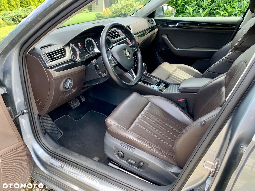 Skoda Superb 2.0 TDI L&K DSG - 9