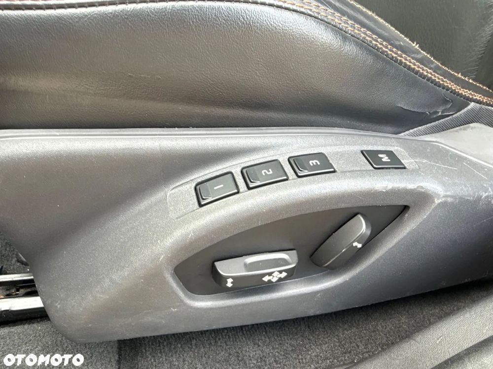Volvo XC 60 D4 Momentum - 38