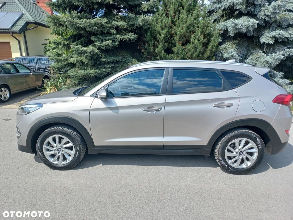 Hyundai Tucson blue 1.7 CRDi 2WD Style - 12