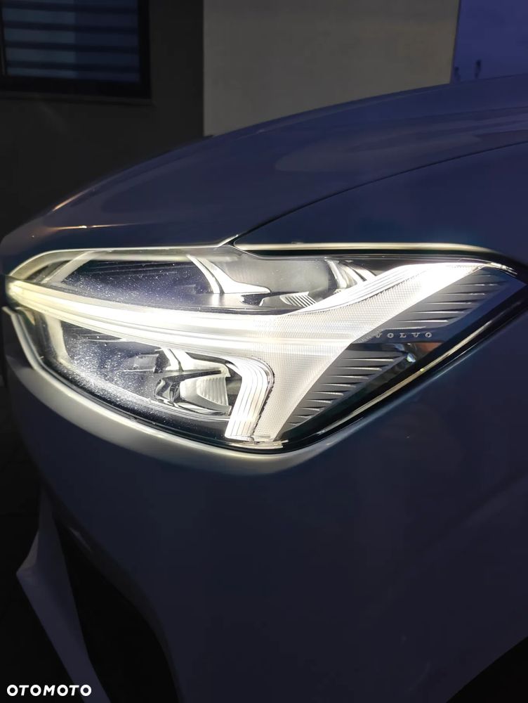 Volvo XC 60 D4 AWD R-Design - 14