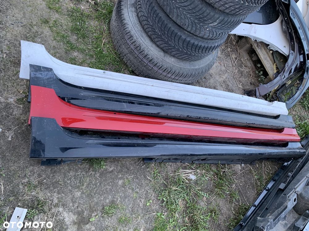 TOYOTA COROLLA E21 SEDAN 2019- PRAWA LISTWA PROGOWA NAKŁADKA PRÓG ORYGINALNA - 1