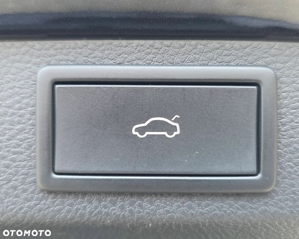 Skoda Karoq 1.5 TSI ACT Selection DSG - 11