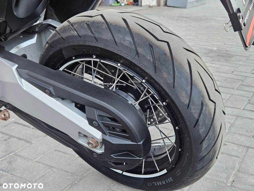 Honda X-ADV - 16