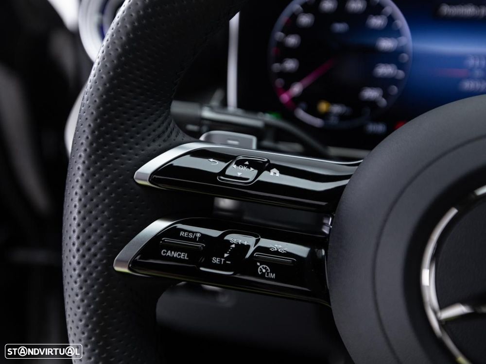 Mercedes-Benz GLC 300 de Coupe 4Matic 9G-TRONIC Edition AMG Line - 26