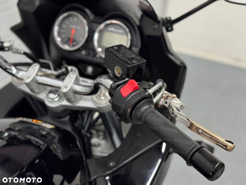 Suzuki GS - 20