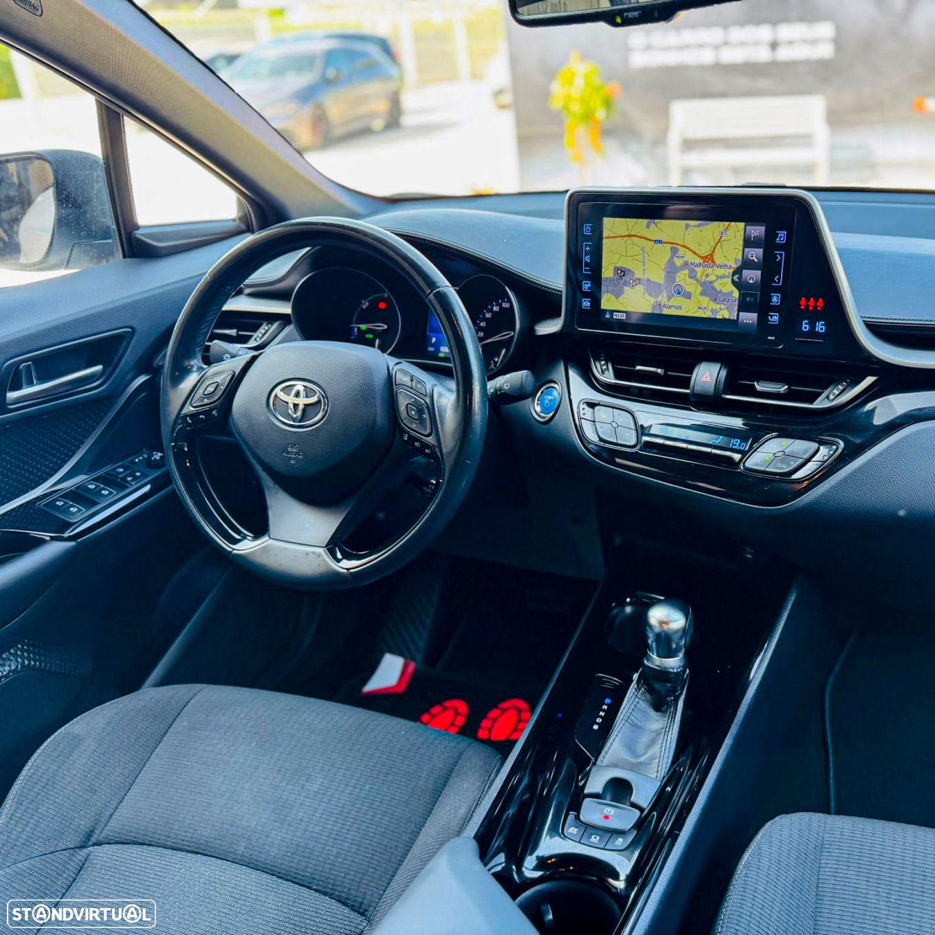 Toyota C-HR 1.8 Hybrid Exclusive - 7