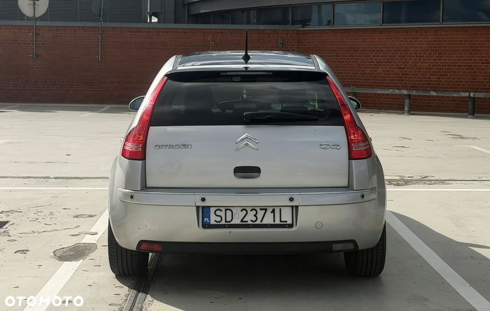 Citroen C4 2006 photo 5