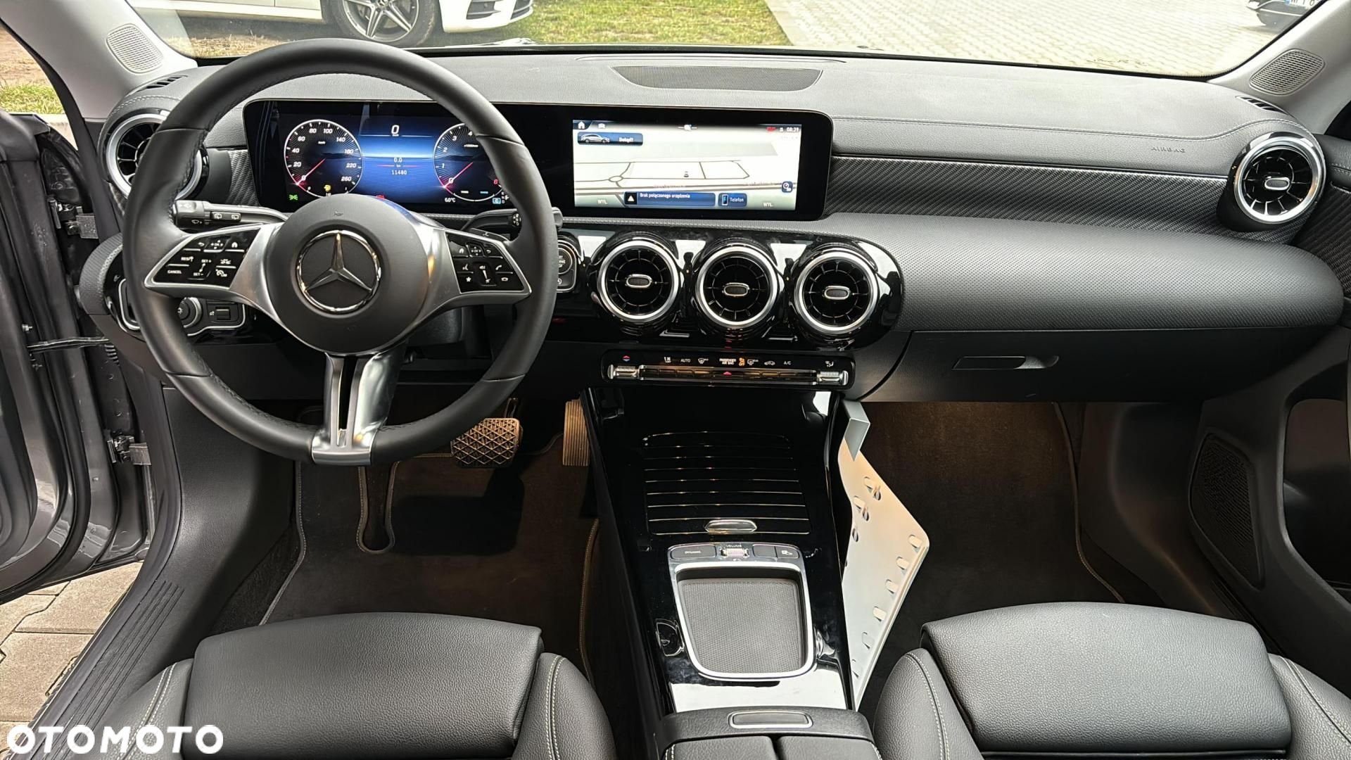 Mercedes-Benz CLA - 17