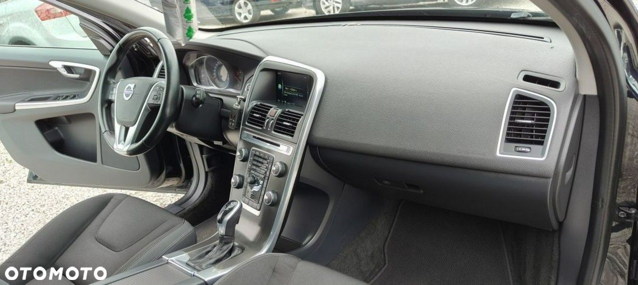 Volvo XC 60 - 21