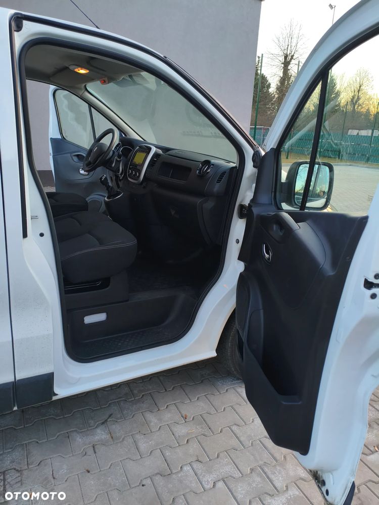Renault Trafic - 24