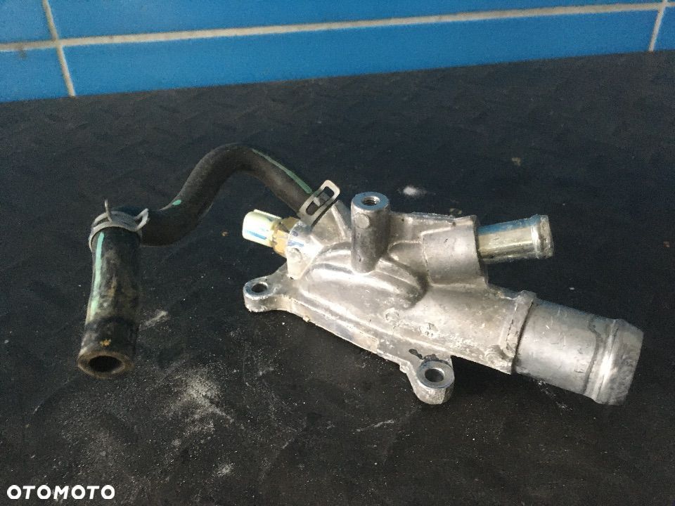 OBUDOWA TERMOSTATU HONDA JAZZ 1.3 IVTEC L13Z2 - 3