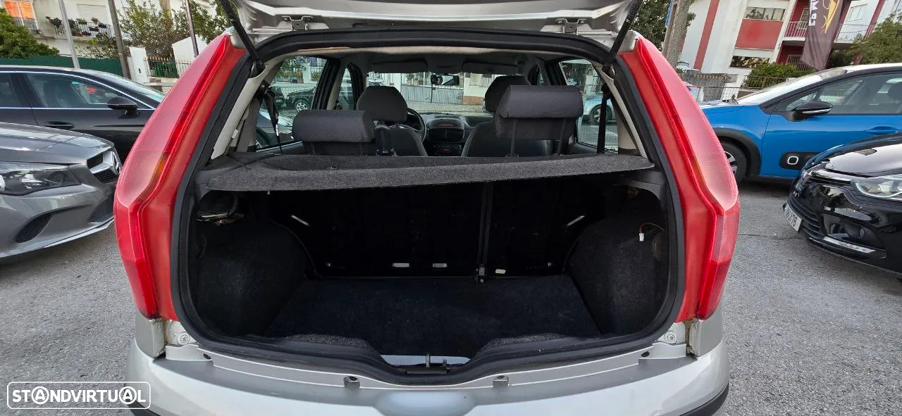 Fiat Punto 70 JTD Multijet Dynamic - 21
