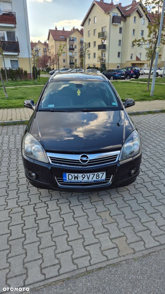 Opel Astra 1.7 CDTI DPF Cosmo - 9