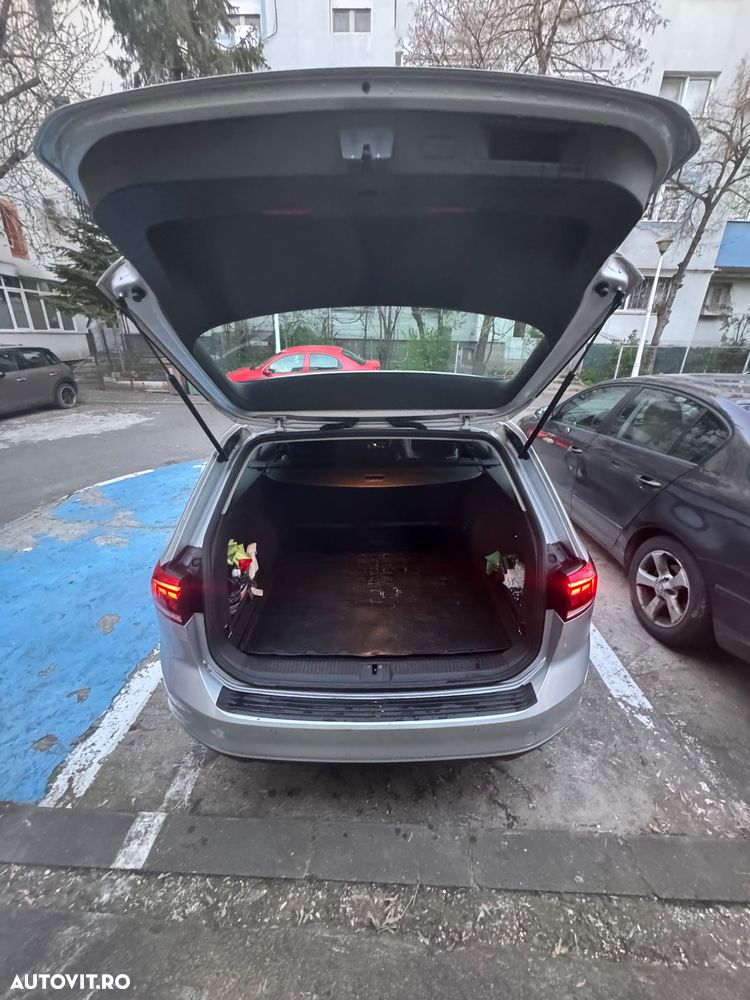 Volkswagen Passat - 5