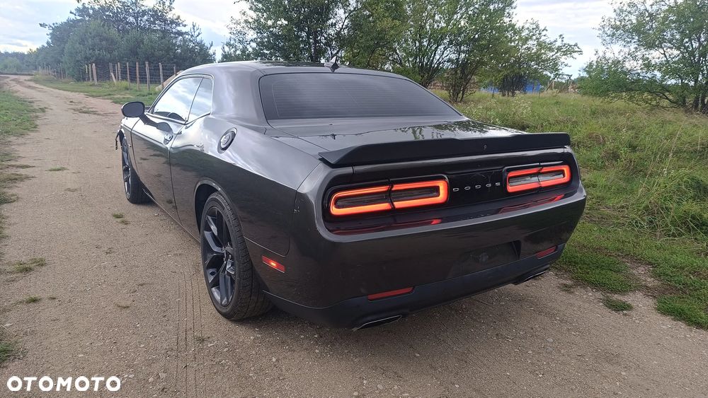 Dodge Challenger 5.7 R/T - 3