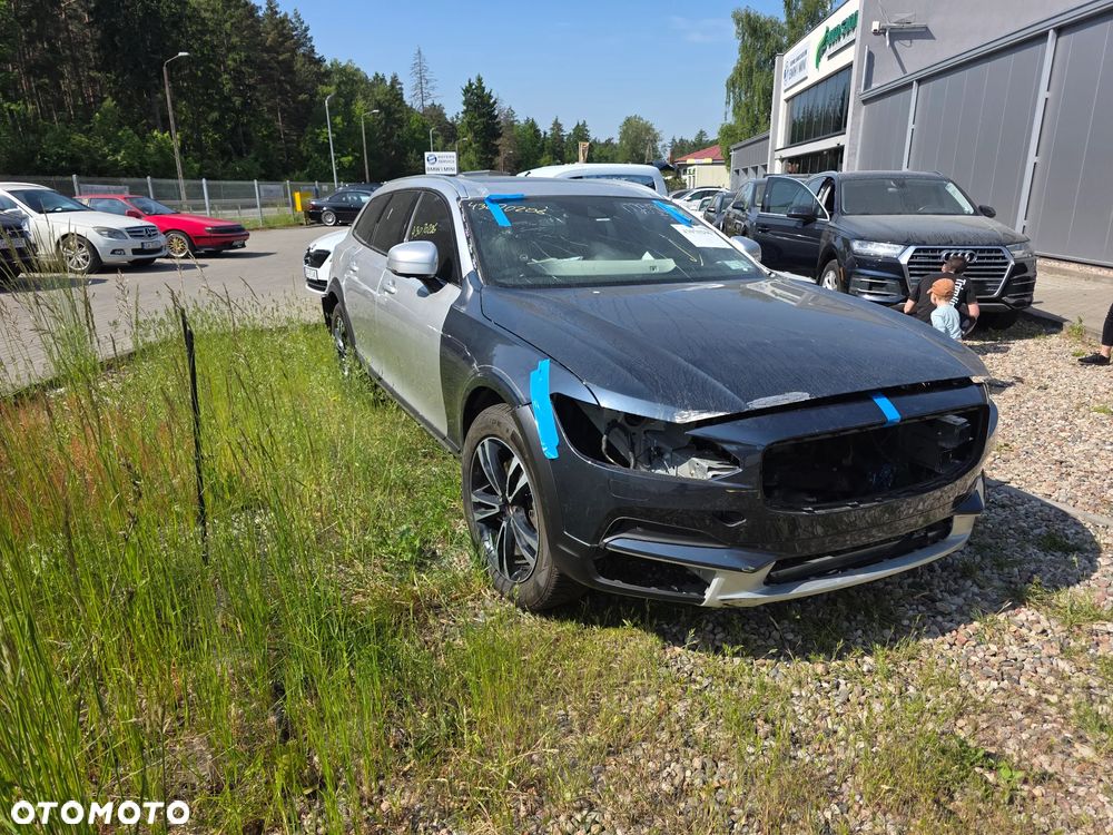 Volvo V90 Cross Country T5 AWD Geartronic - 1