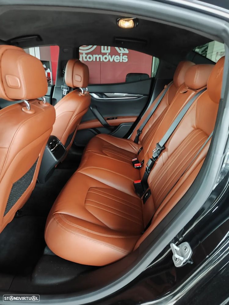 Maserati Ghibli 3.0 V6 - 14