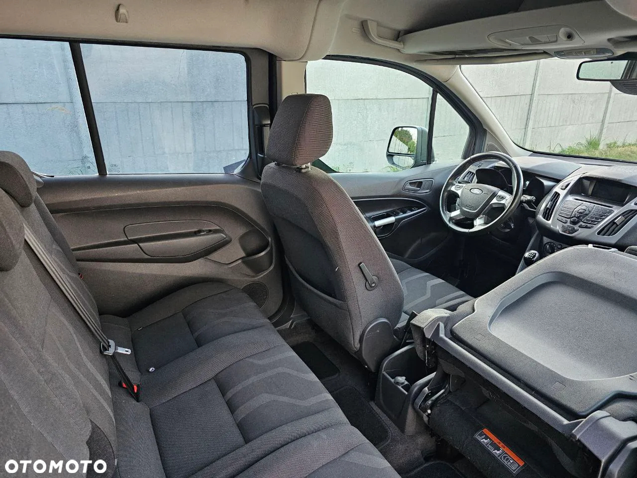 Ford Tourneo Connect - 18