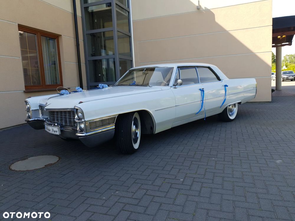 Cadillac Deville - 20