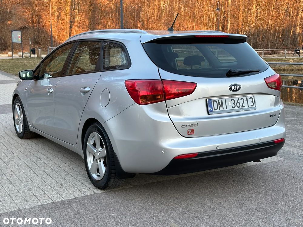 Kia Ceed 1.6 CRDi L - 4