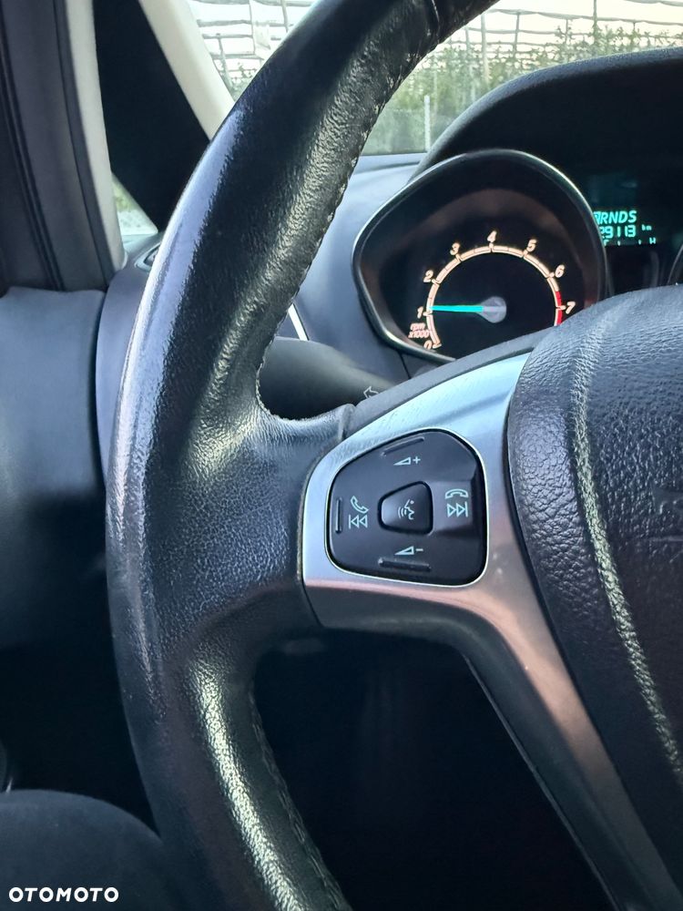 Ford B-MAX 1.6 Titanium - 10