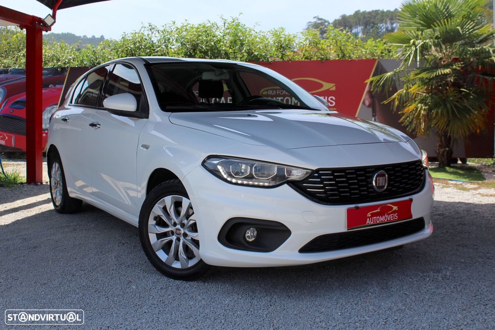 Fiat Tipo 1.3 M-Jet Lounge Tech - 2