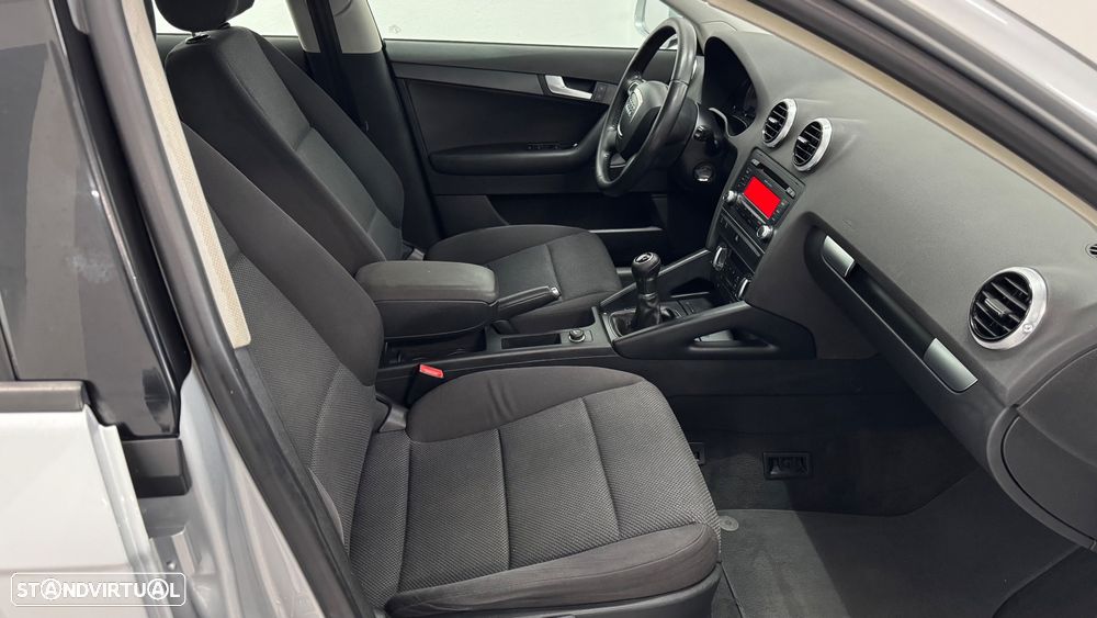 Audi A3 Sportback 1.6 TDI Sport - 8