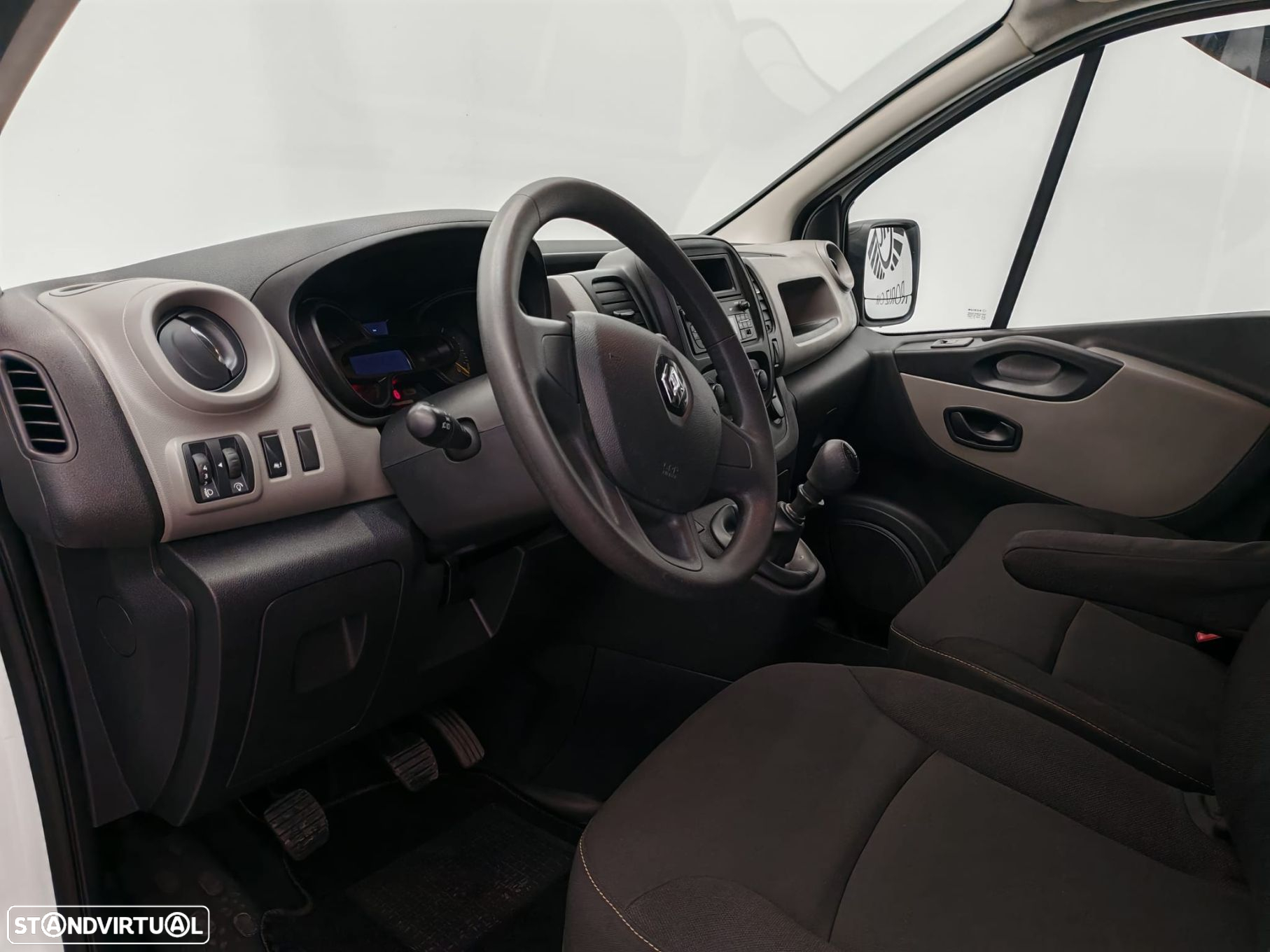 Renault Trafic 1.6 dCi L2H1 1.2T - 5