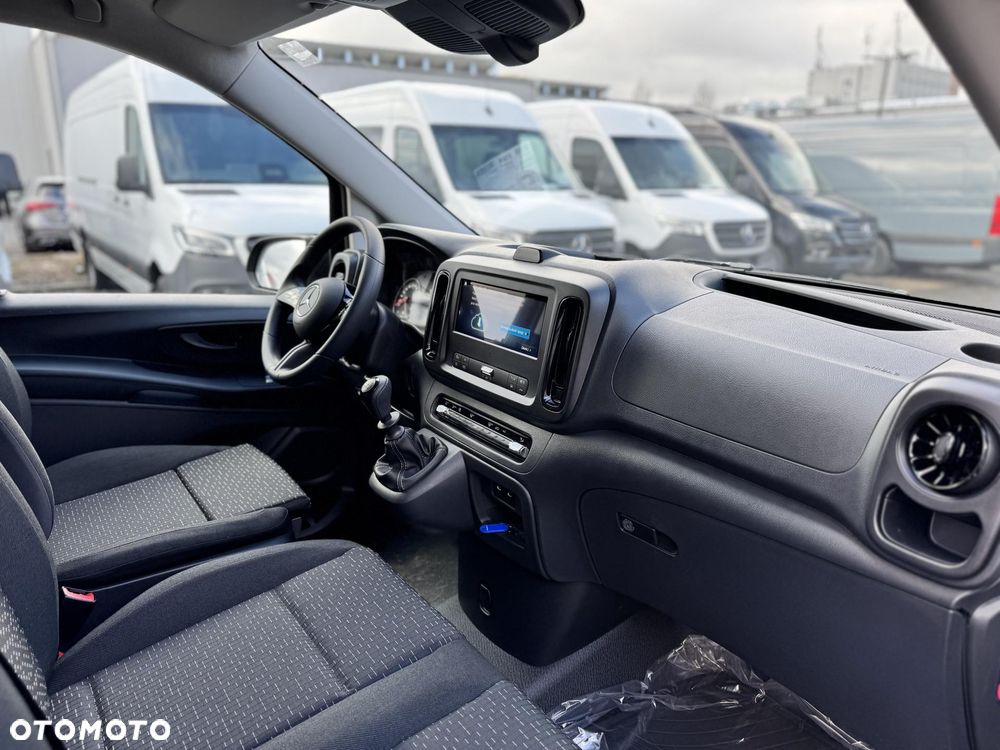 Mercedes-Benz Vito - 10
