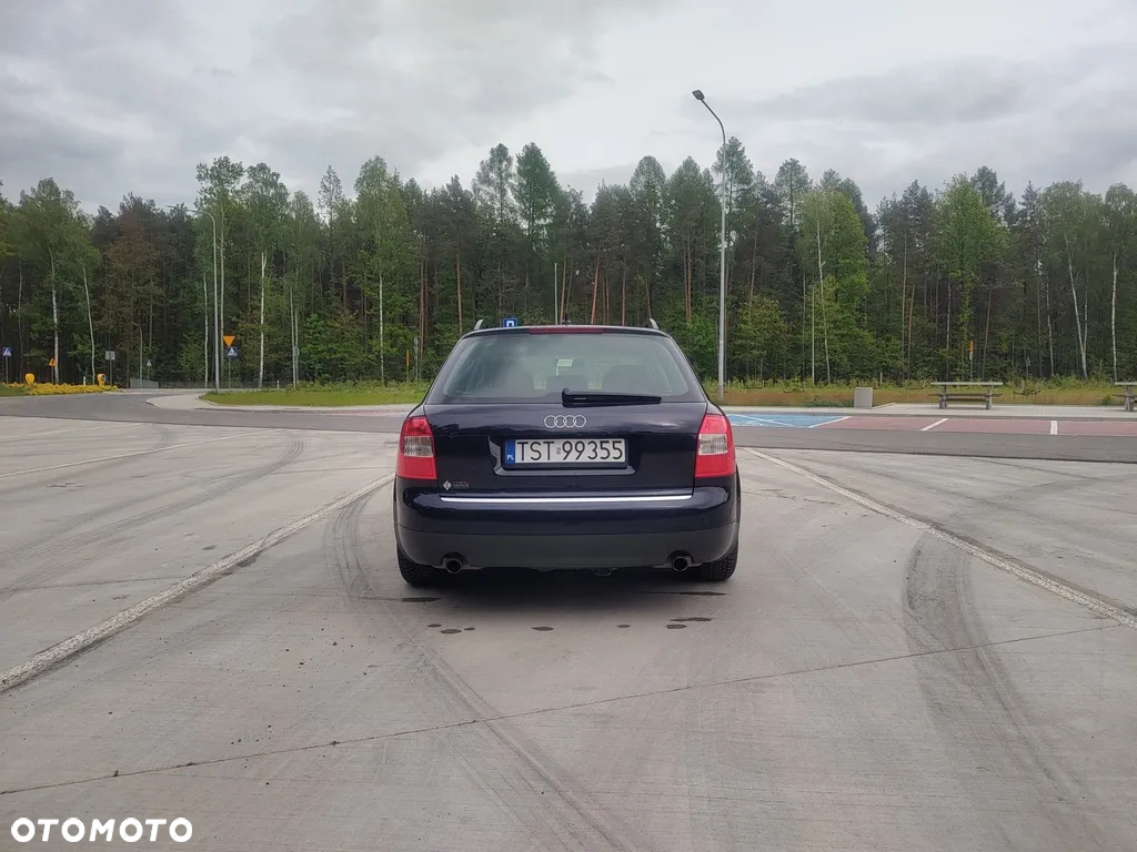 Audi A4 Avant 1.8T Quattro - 14