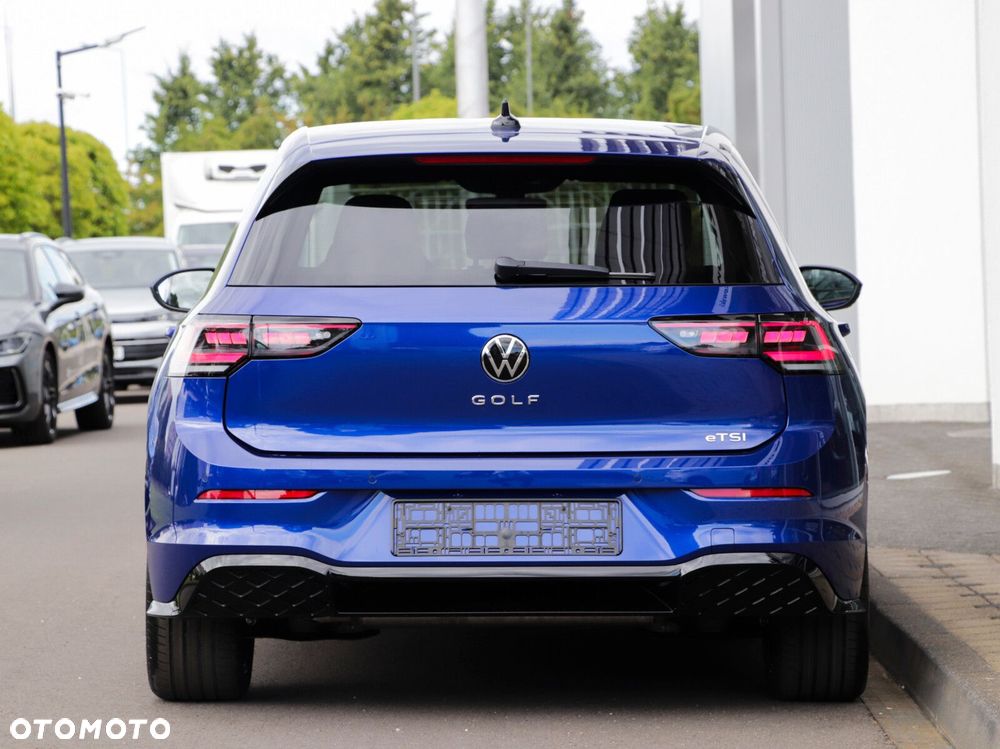 Volkswagen Golf - 5
