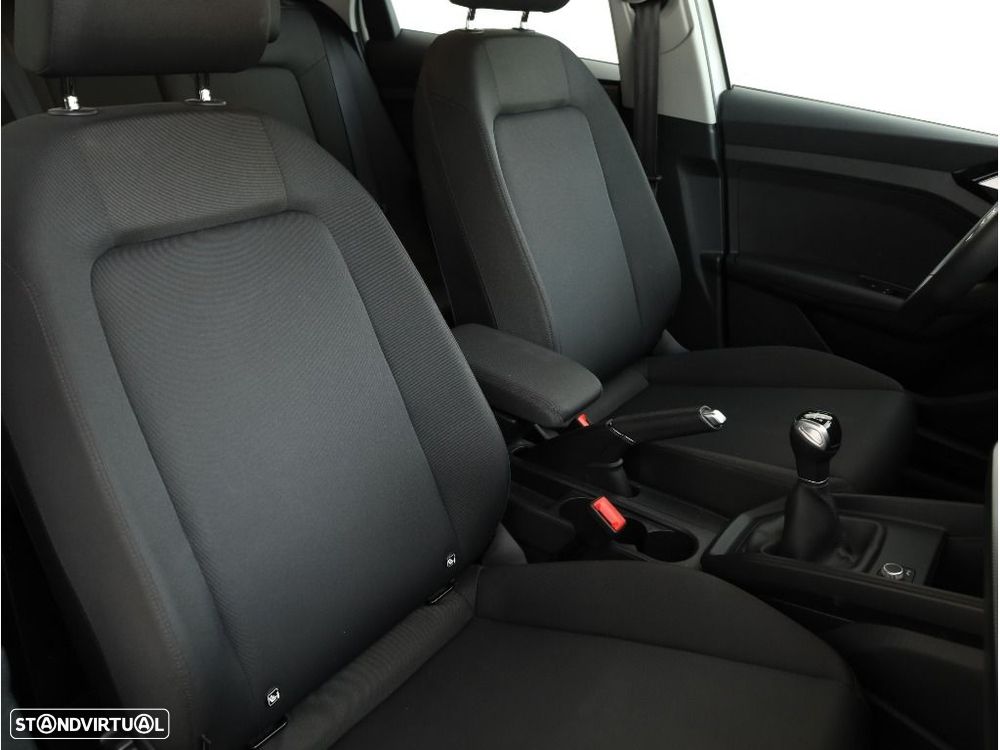 Audi A1 Sportback 25 TFSI Advanced - 16