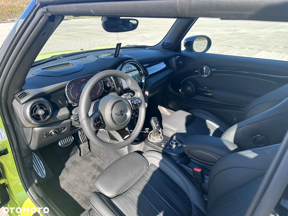 MINI John Cooper Works - 10