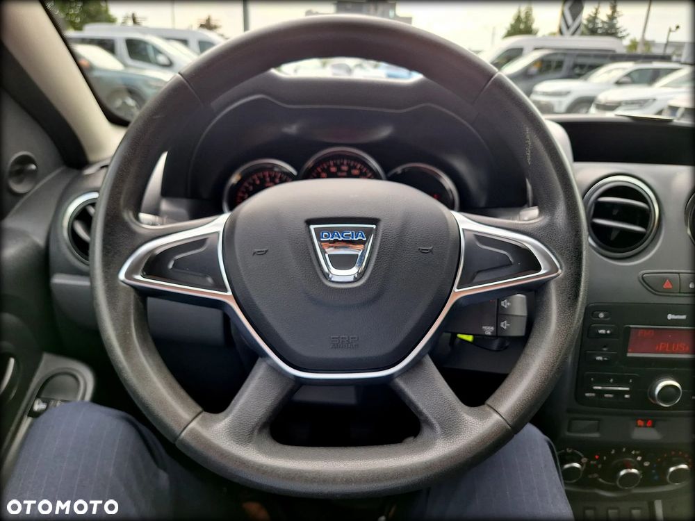 Dacia Duster 1.6 SCe Open S&S - 13