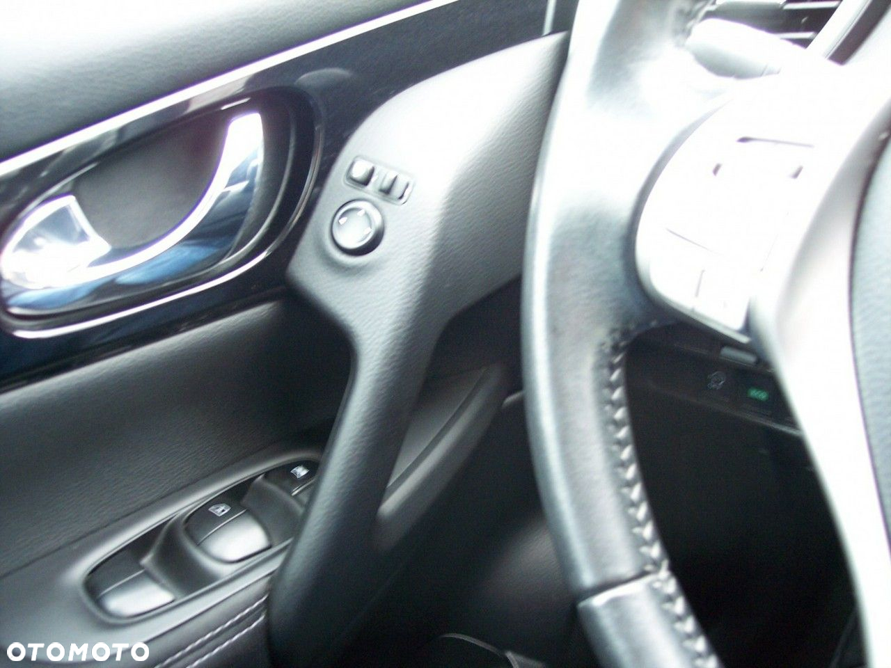Nissan Qashqai 1.2 DIG-T Acenta Xtronic EU6 - 26