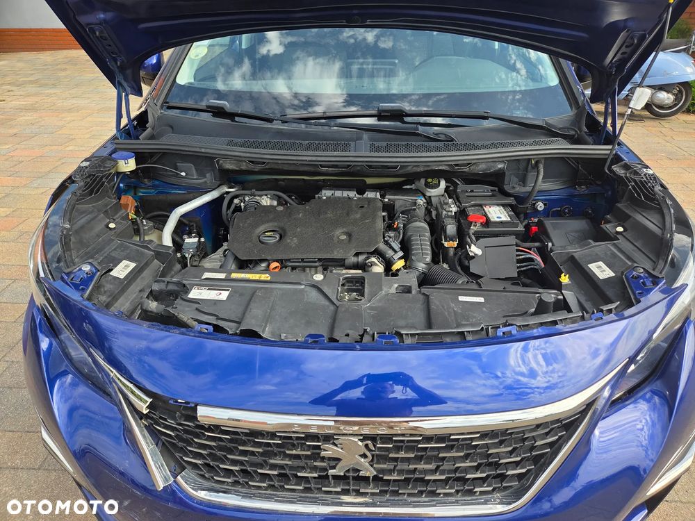 Peugeot 3008 BlueHDi 130 Stop & Start EAT8 Roadtrip - 17