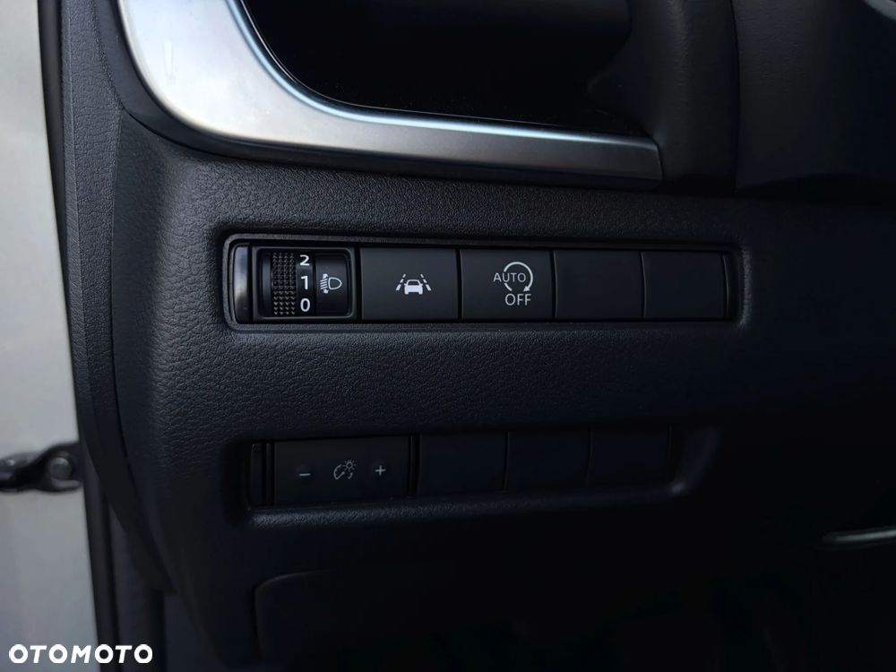 Nissan Qashqai 1.3 DIG-T MHEV Xtronic N-Connecta - 32