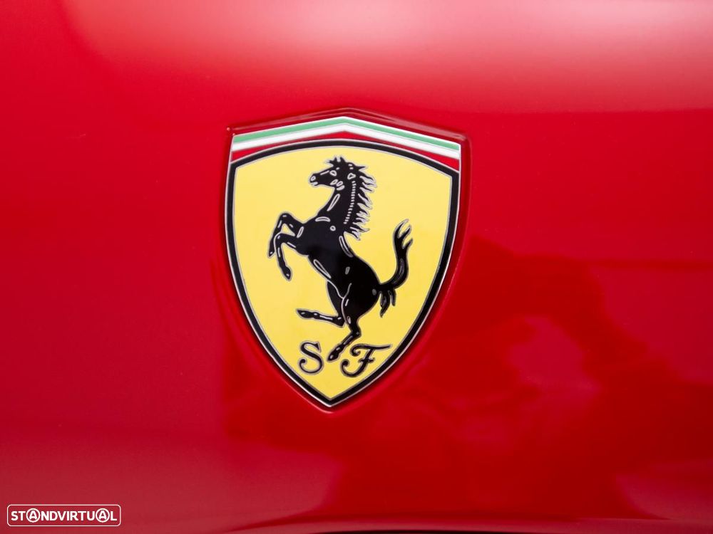 Ferrari California - 12