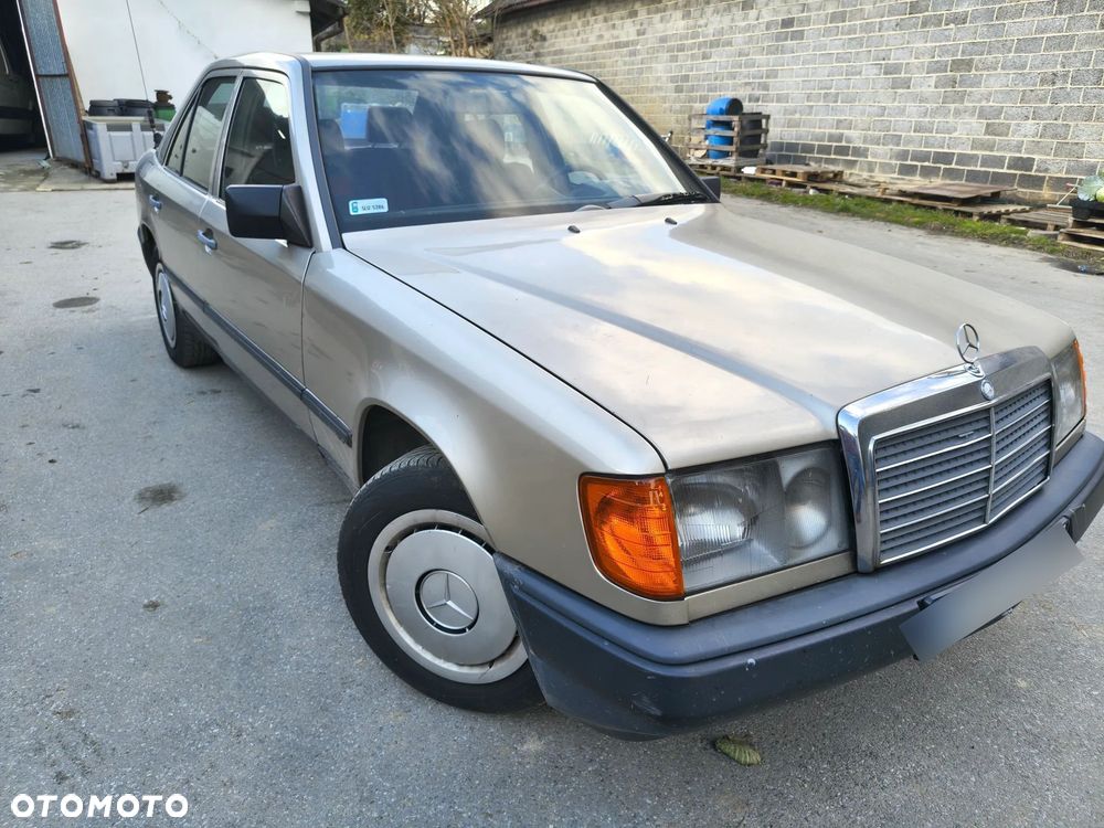 Mercedes-Benz W124 (1984-1993) - 4