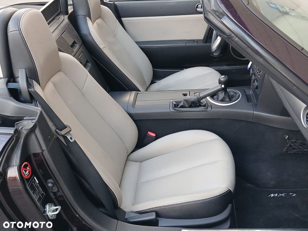 Mazda MX-5 1.8 MZR Mithra - 36