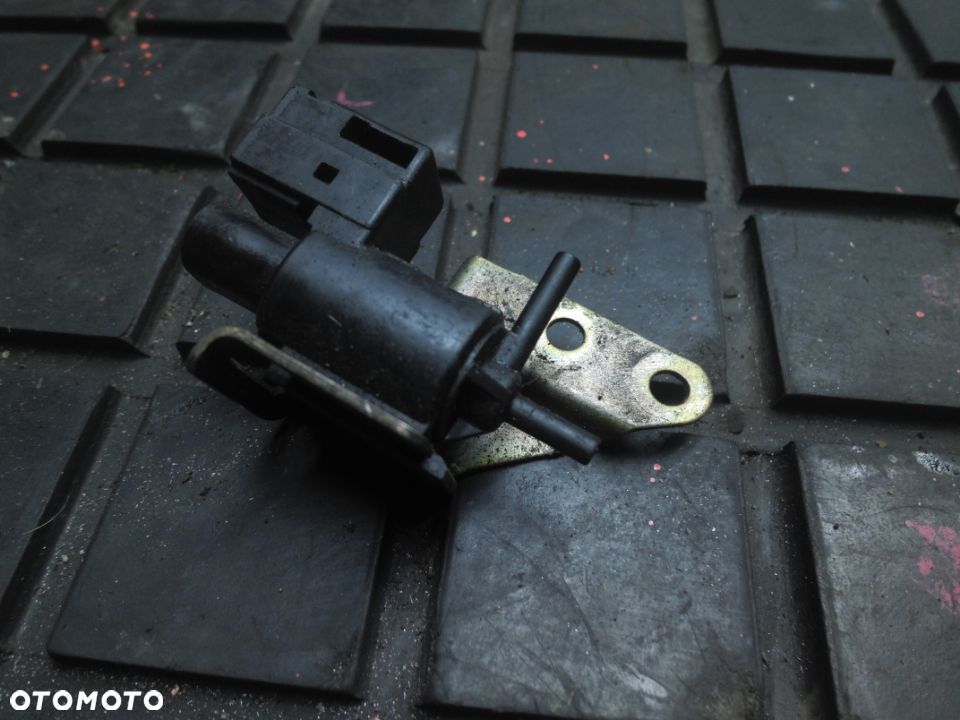 MAZDA ZAWÓR PODCIŚNIENIA 2.5 V6 626 PROBE MX6 MX3 K5T49075 - 1